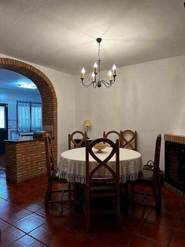 Espaciosa Y Elegante Casa Rural En Los Marines Eksteriør billede